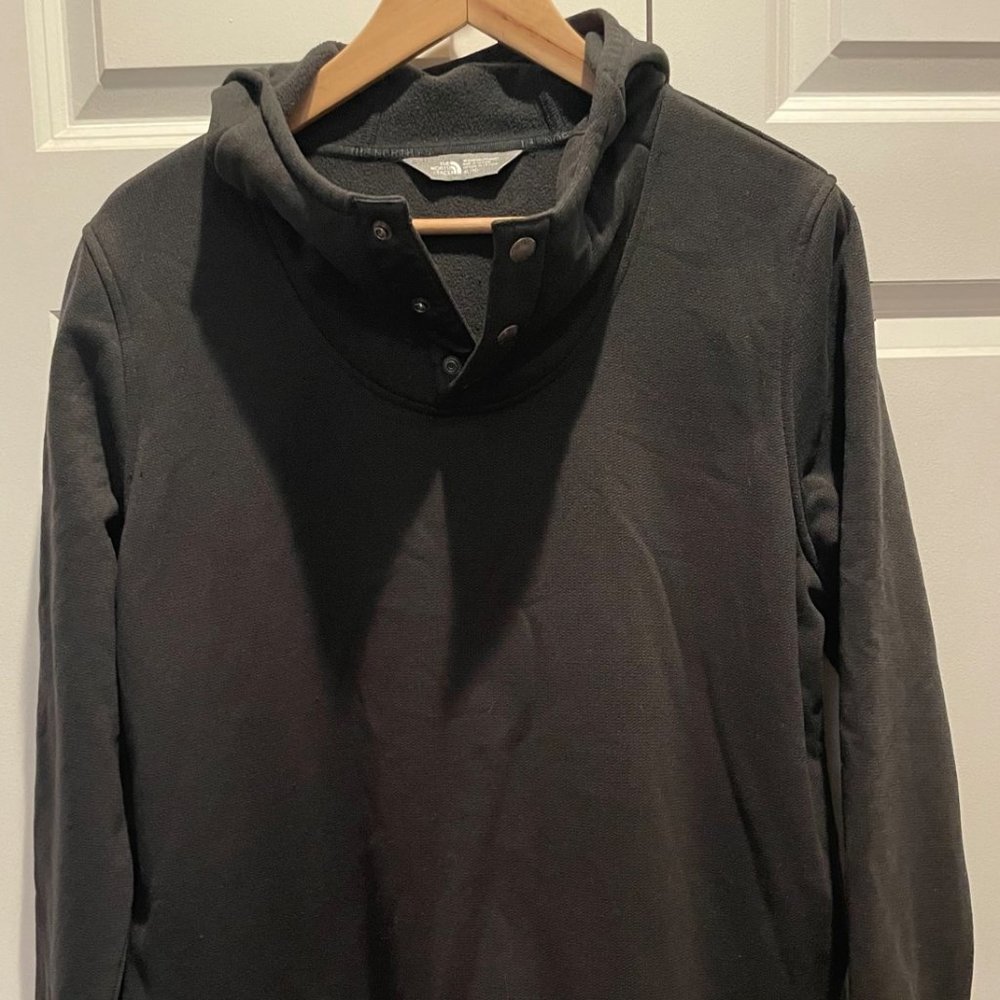 North Face pullover hoodie size XL, black, great condition